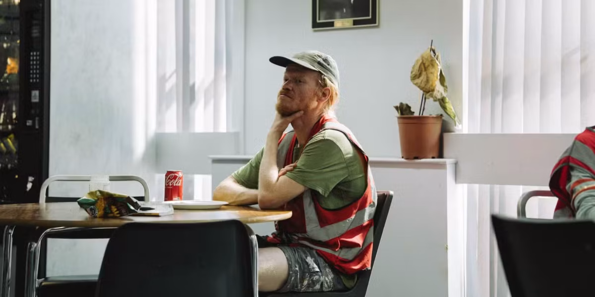 Jesse Plemons as Teddy Gatz in Bugonia (2025) Yorgos Lanthimos Emma Stone